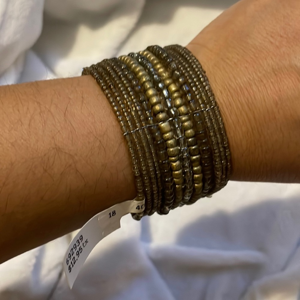 Braclet new with tags